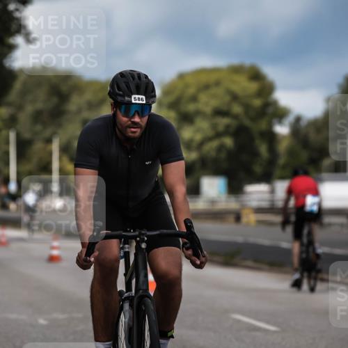 16.08.2026 - KN Förde Triathlon 2026 H.Heesch http://msf.ph/oto/9984184 16.08.2026 12:57:40 Radfahren 576, 586, 711 meine-sportfotos.de