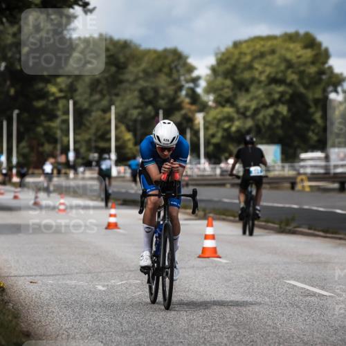 16.08.2026 - KN Förde Triathlon 2026 H.Heesch http://msf.ph/oto/9984191 16.08.2026 12:57:43 Radfahren 586, 711 meine-sportfotos.de
