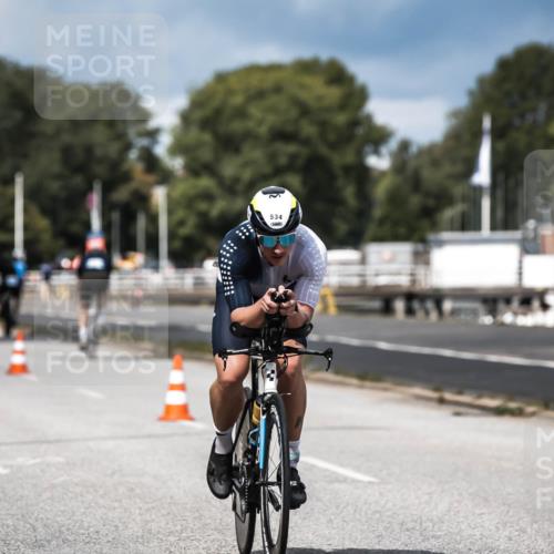 16.08.2026 - KN Förde Triathlon 2026 H.Heesch http://msf.ph/oto/9984210 16.08.2026 12:57:49 Radfahren 362, 534, 746 meine-sportfotos.de