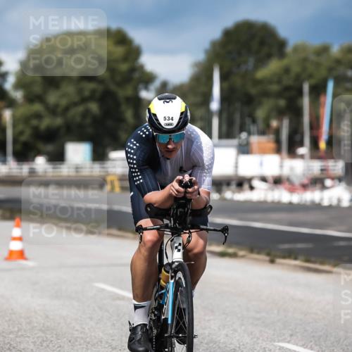 16.08.2026 - KN Förde Triathlon 2026 H.Heesch http://msf.ph/oto/9984217 16.08.2026 12:57:50 Radfahren 362, 534, 542, 746 meine-sportfotos.de