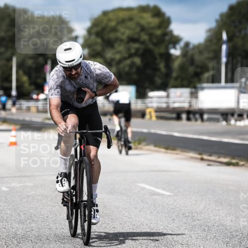 16.08.2026 - KN Förde Triathlon 2026 H.Heesch http://msf.ph/oto/9984234 16.08.2026 12:57:55 Radfahren 510, 525, 542, 589, 602 meine-sportfotos.de