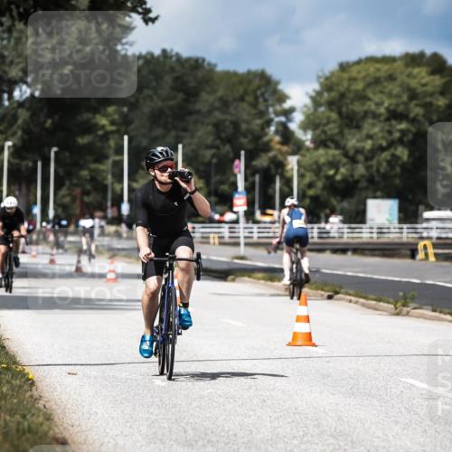 16.08.2026 - KN Förde Triathlon 2026 H.Heesch http://msf.ph/oto/9984246 16.08.2026 12:58:01 Radfahren 513, 589, 602, 722, 727, 729, 735, 740 meine-sportfotos.de