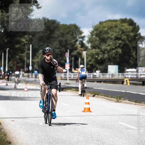 16.08.2026 - KN Förde Triathlon 2026 H.Heesch http://msf.ph/oto/9984249 16.08.2026 12:58:01 Radfahren 513, 589, 602, 722, 727, 729, 735, 740 meine-sportfotos.de