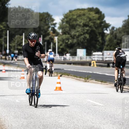 16.08.2026 - KN Förde Triathlon 2026 H.Heesch http://msf.ph/oto/9984254 16.08.2026 12:58:02 Radfahren 513, 589, 722, 727, 729, 735, 740 meine-sportfotos.de