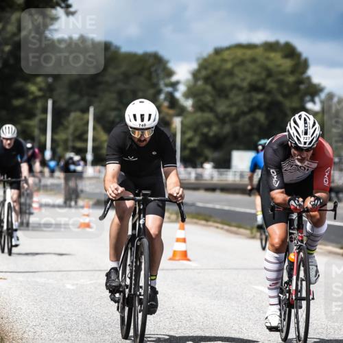 16.08.2026 - KN Förde Triathlon 2026 H.Heesch http://msf.ph/oto/9984286 16.08.2026 12:58:06 Radfahren 509, 513, 720, 722, 724, 727, 735, 740 meine-sportfotos.de