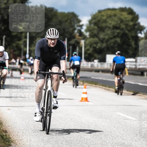 16.08.2026 - KN Förde Triathlon 2026 H.Heesch http://msf.ph/oto/9984296 16.08.2026 12:58:07 Radfahren 509, 720, 722, 724, 727, 735, 740 meine-sportfotos.de