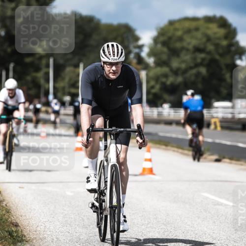 16.08.2026 - KN Förde Triathlon 2026 H.Heesch http://msf.ph/oto/9984301 16.08.2026 12:58:08 Radfahren 509, 720, 722, 724, 727, 735, 740 meine-sportfotos.de
