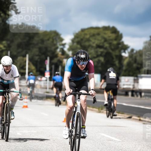 16.08.2026 - KN Förde Triathlon 2026 H.Heesch http://msf.ph/oto/9984308 16.08.2026 12:58:09 Radfahren 509, 720, 722, 724, 727, 735, 740 meine-sportfotos.de
