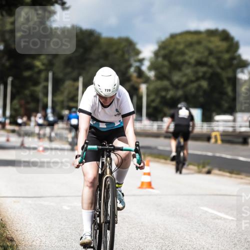 16.08.2026 - KN Förde Triathlon 2026 H.Heesch http://msf.ph/oto/9984316 16.08.2026 12:58:10 Radfahren 509, 720, 724 meine-sportfotos.de