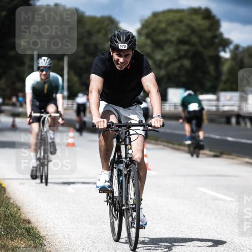 16.08.2026 - KN Förde Triathlon 2026 H.Heesch http://msf.ph/oto/9984351 16.08.2026 12:58:28 Radfahren 547, 572, 596, 600, 716 meine-sportfotos.de