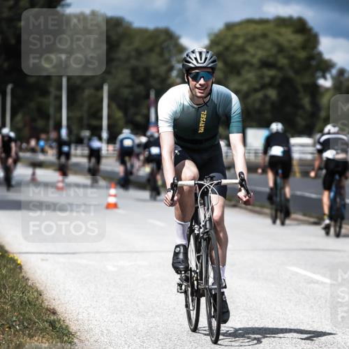 16.08.2026 - KN Förde Triathlon 2026 H.Heesch http://msf.ph/oto/9984360 16.08.2026 12:58:30 Radfahren 547, 572, 596, 600, 716 meine-sportfotos.de