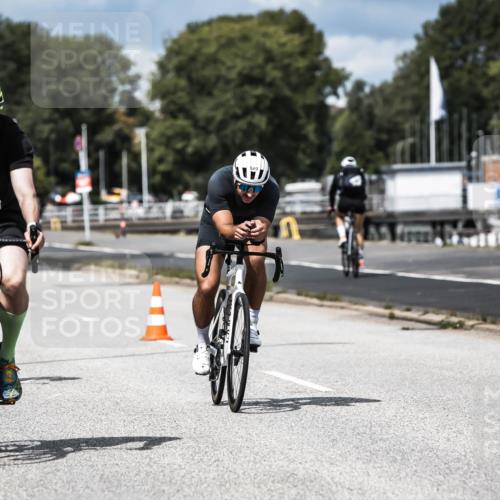 16.08.2026 - KN Förde Triathlon 2026 H.Heesch http://msf.ph/oto/9984375 16.08.2026 12:58:35 Radfahren 540, 547, 552, 611, 704, 714 meine-sportfotos.de