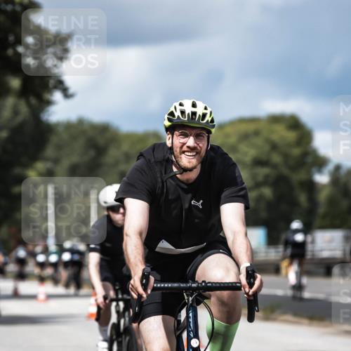16.08.2026 - KN Förde Triathlon 2026 H.Heesch http://msf.ph/oto/9984383 16.08.2026 12:58:35 Radfahren 540, 547, 552, 611, 704, 714 meine-sportfotos.de