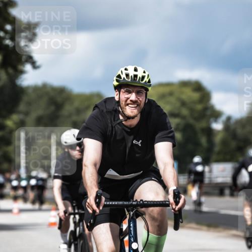 16.08.2026 - KN Förde Triathlon 2026 H.Heesch http://msf.ph/oto/9984384 16.08.2026 12:58:36 Radfahren 528, 540, 547, 552, 611, 704, 714 meine-sportfotos.de
