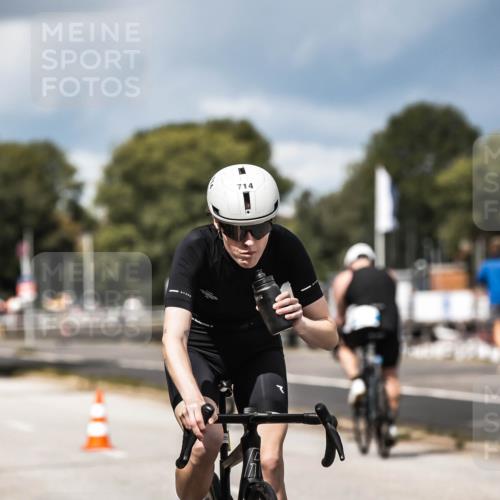 16.08.2026 - KN Förde Triathlon 2026 H.Heesch http://msf.ph/oto/9984393 16.08.2026 12:58:36 Radfahren 528, 540, 547, 552, 611, 704, 714 meine-sportfotos.de
