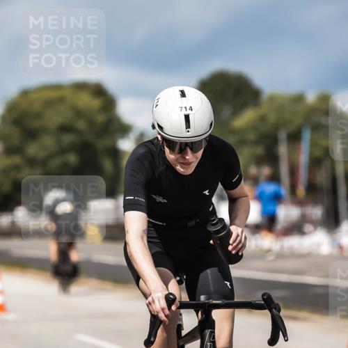 16.08.2026 - KN Förde Triathlon 2026 H.Heesch http://msf.ph/oto/9984398 16.08.2026 12:58:37 Radfahren 528, 540, 552, 611, 704, 714 meine-sportfotos.de