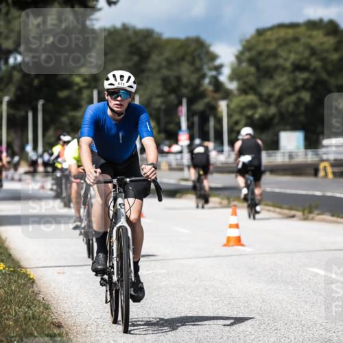 16.08.2026 - KN Förde Triathlon 2026 H.Heesch http://msf.ph/oto/9984404 16.08.2026 12:58:39 Radfahren 528, 540, 552, 611, 704, 714 meine-sportfotos.de