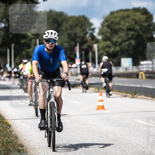 16.08.2026 - KN Förde Triathlon 2026 H.Heesch http://msf.ph/oto/9984405 16.08.2026 12:58:39 Radfahren 528, 540, 552, 611, 704, 714 meine-sportfotos.de