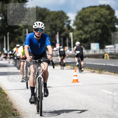 16.08.2026 - KN Förde Triathlon 2026 H.Heesch http://msf.ph/oto/9984406 16.08.2026 12:58:39 Radfahren 528, 540, 552, 611, 704, 714 meine-sportfotos.de