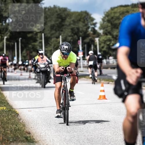 16.08.2026 - KN Förde Triathlon 2026 H.Heesch http://msf.ph/oto/9984410 16.08.2026 12:58:40 Radfahren 528, 552, 611, 714 meine-sportfotos.de
