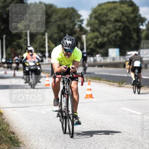 16.08.2026 - KN Förde Triathlon 2026 H.Heesch http://msf.ph/oto/9984417 16.08.2026 12:58:40 Radfahren 528, 552, 611, 714 meine-sportfotos.de