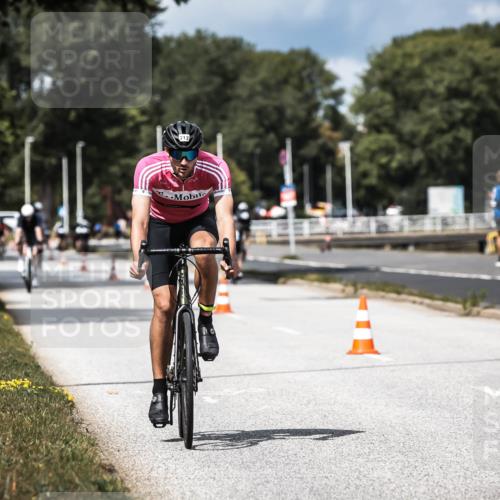 16.08.2026 - KN Förde Triathlon 2026 H.Heesch http://msf.ph/oto/9984432 16.08.2026 12:58:45 Radfahren 595, 713 meine-sportfotos.de