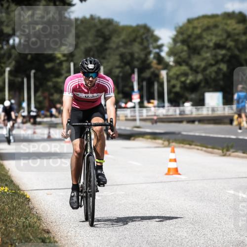 16.08.2026 - KN Förde Triathlon 2026 H.Heesch http://msf.ph/oto/9984434 16.08.2026 12:58:45 Radfahren 595, 713 meine-sportfotos.de