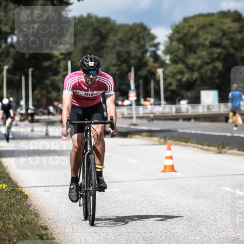 16.08.2026 - KN Förde Triathlon 2026 H.Heesch http://msf.ph/oto/9984435 16.08.2026 12:58:45 Radfahren 595, 713 meine-sportfotos.de