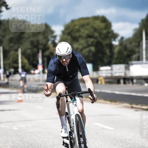 16.08.2026 - KN Förde Triathlon 2026 H.Heesch http://msf.ph/oto/9984459 16.08.2026 12:58:51 Radfahren 521, 715 meine-sportfotos.de