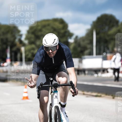 16.08.2026 - KN Förde Triathlon 2026 H.Heesch http://msf.ph/oto/9984464 16.08.2026 12:58:51 Radfahren 521, 715 meine-sportfotos.de