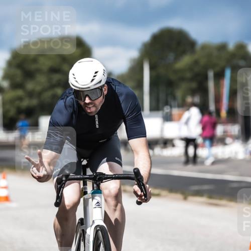 16.08.2026 - KN Förde Triathlon 2026 H.Heesch http://msf.ph/oto/9984467 16.08.2026 12:58:51 Radfahren 521, 715 meine-sportfotos.de