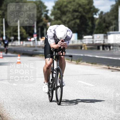 16.08.2026 - KN Förde Triathlon 2026 H.Heesch http://msf.ph/oto/9984476 16.08.2026 12:58:53 Radfahren 521, 522, 715, 737 meine-sportfotos.de
