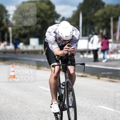 16.08.2026 - KN Förde Triathlon 2026 H.Heesch http://msf.ph/oto/9984485 16.08.2026 12:58:53 Radfahren 521, 522, 715, 737 meine-sportfotos.de
