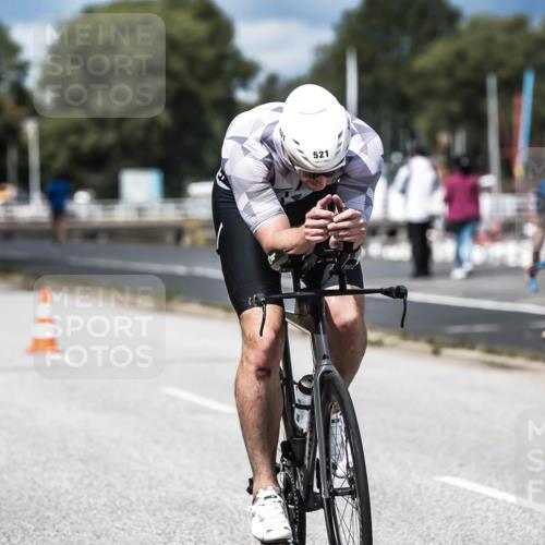 16.08.2026 - KN Förde Triathlon 2026 H.Heesch http://msf.ph/oto/9984486 16.08.2026 12:58:53 Radfahren 521, 522, 715, 737 meine-sportfotos.de
