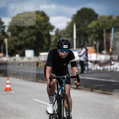16.08.2026 - KN Förde Triathlon 2026 H.Heesch http://msf.ph/oto/9984492 16.08.2026 12:58:59 Radfahren 511, 522, 592, 725, 737 meine-sportfotos.de