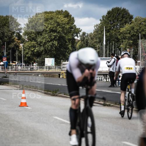 16.08.2026 - KN Förde Triathlon 2026 H.Heesch http://msf.ph/oto/9984519 16.08.2026 12:59:03 Radfahren 511, 592, 723, 725 meine-sportfotos.de