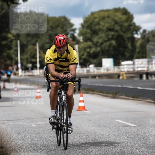 16.08.2026 - KN Förde Triathlon 2026 H.Heesch http://msf.ph/oto/9984529 16.08.2026 12:59:08 Radfahren 501, 718, 723, 731, 745 meine-sportfotos.de