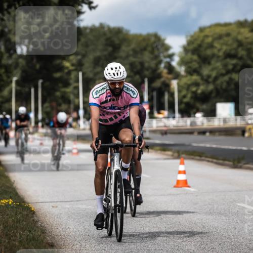 16.08.2026 - KN Förde Triathlon 2026 H.Heesch http://msf.ph/oto/9984546 16.08.2026 12:59:10 Radfahren 501, 530, 718, 723, 731, 745 meine-sportfotos.de
