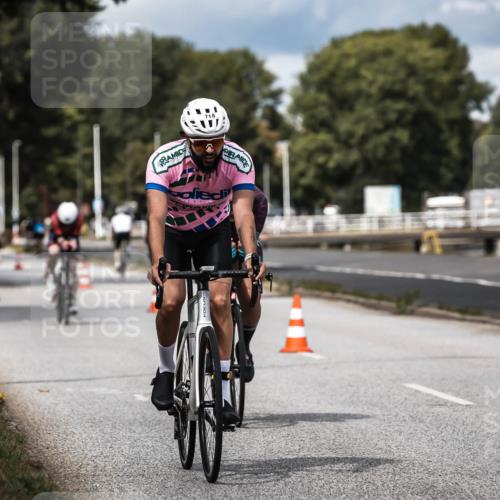 16.08.2026 - KN Förde Triathlon 2026 H.Heesch http://msf.ph/oto/9984550 16.08.2026 12:59:10 Radfahren 501, 530, 718, 723, 731, 745 meine-sportfotos.de