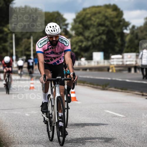 16.08.2026 - KN Förde Triathlon 2026 H.Heesch http://msf.ph/oto/9984553 16.08.2026 12:59:10 Radfahren 501, 530, 718, 723, 731, 745 meine-sportfotos.de