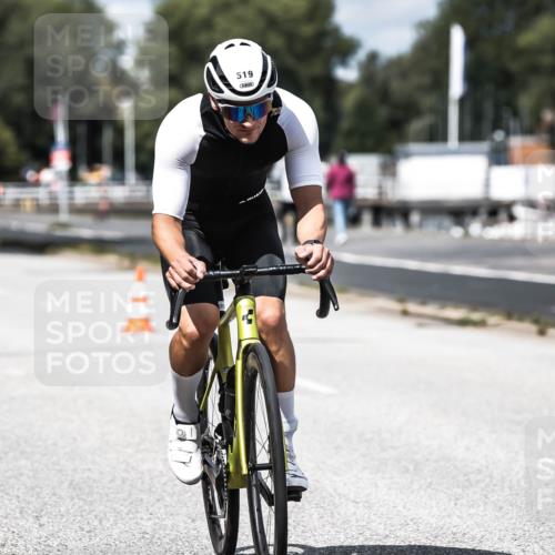 16.08.2026 - KN Förde Triathlon 2026 H.Heesch http://msf.ph/oto/9984615 16.08.2026 12:59:27 Radfahren 519, 541, 710 meine-sportfotos.de