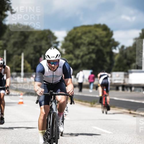 16.08.2026 - KN Förde Triathlon 2026 H.Heesch http://msf.ph/oto/9984657 16.08.2026 12:59:43 Radfahren 362, 507, 520, 604 meine-sportfotos.de