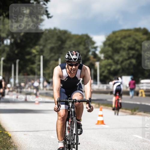 16.08.2026 - KN Förde Triathlon 2026 H.Heesch http://msf.ph/oto/9984664 16.08.2026 12:59:44 Radfahren 362, 506, 507, 520, 604 meine-sportfotos.de