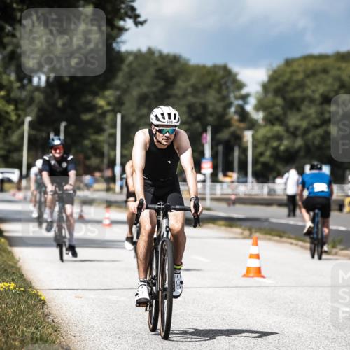 16.08.2026 - KN Förde Triathlon 2026 H.Heesch http://msf.ph/oto/9984677 16.08.2026 12:59:50 Radfahren 506, 510, 581, 599, 603 meine-sportfotos.de