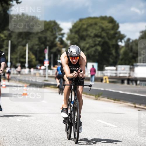 16.08.2026 - KN Förde Triathlon 2026 H.Heesch http://msf.ph/oto/9984695 16.08.2026 12:59:51 Radfahren 506, 510, 553, 581, 599, 603, 605 meine-sportfotos.de