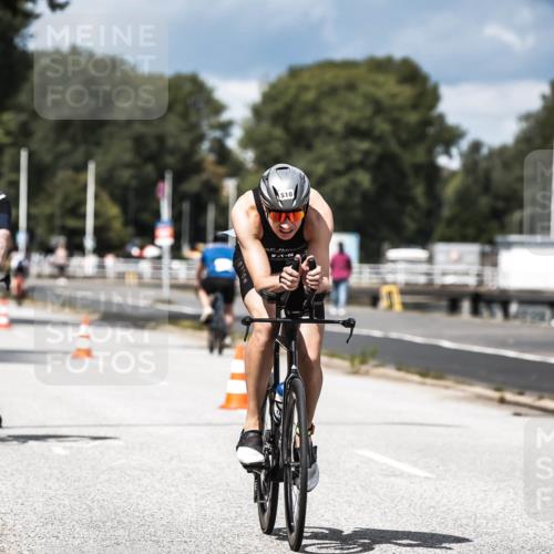 16.08.2026 - KN Förde Triathlon 2026 H.Heesch http://msf.ph/oto/9984696 16.08.2026 12:59:51 Radfahren 506, 510, 553, 581, 599, 603, 605 meine-sportfotos.de