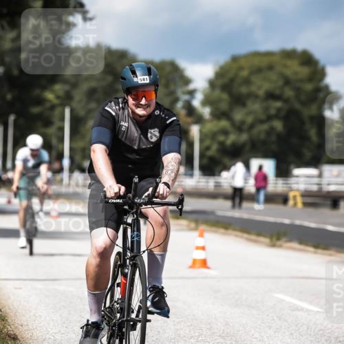 16.08.2026 - KN Förde Triathlon 2026 H.Heesch http://msf.ph/oto/9984705 16.08.2026 12:59:53 Radfahren 510, 553, 581, 599, 603, 605 meine-sportfotos.de