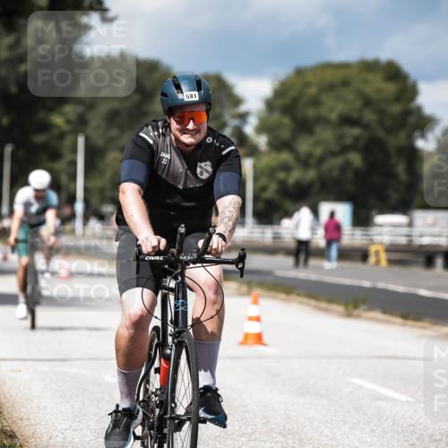 16.08.2026 - KN Förde Triathlon 2026 H.Heesch http://msf.ph/oto/9984706 16.08.2026 12:59:53 Radfahren 510, 553, 581, 599, 603, 605 meine-sportfotos.de