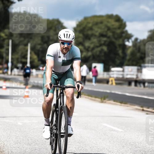 16.08.2026 - KN Förde Triathlon 2026 H.Heesch http://msf.ph/oto/9984728 16.08.2026 12:59:55 Radfahren 510, 553, 558, 581, 599, 605, 738 meine-sportfotos.de