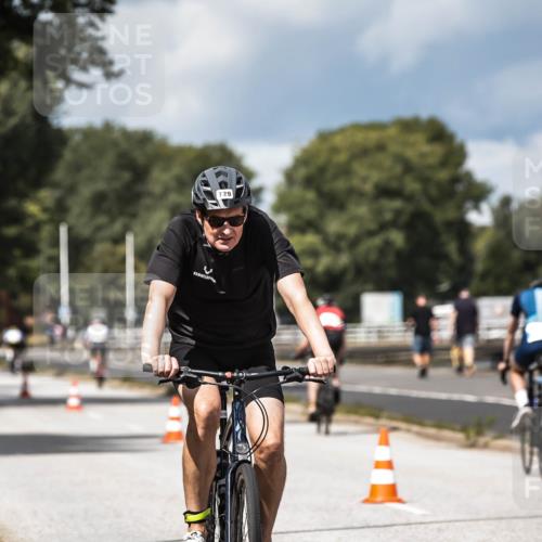 16.08.2026 - KN Förde Triathlon 2026 H.Heesch http://msf.ph/oto/9984742 16.08.2026 13:00:38 Radfahren 505, 557, 594, 707, 729, 746 meine-sportfotos.de